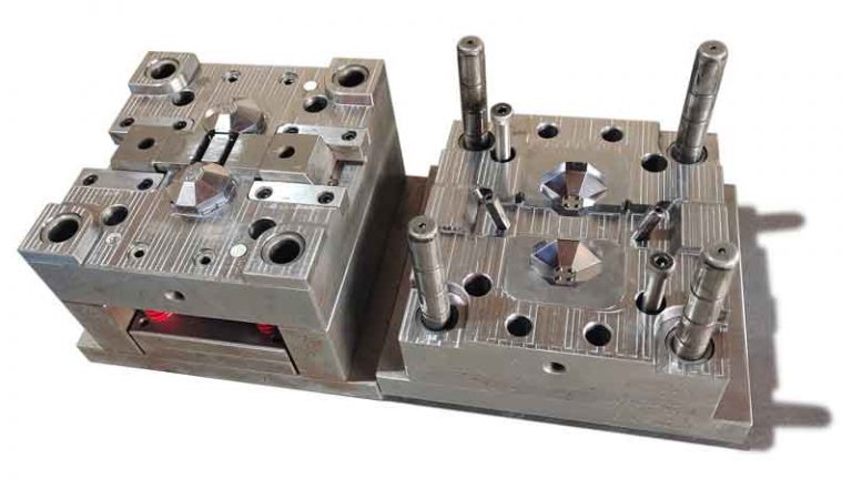 Injection mold for lego brick-like parts - Boyan Manufacturing Solutions