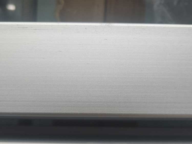 Mold marks on anodized aluminum extrusions picture 3