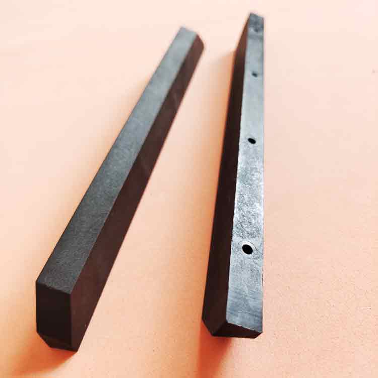 thick wall injection molding of plastic rails