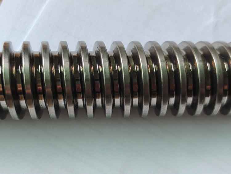cold rolled surface finish for lead screw