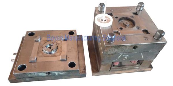 injection mold plastic helical gear
